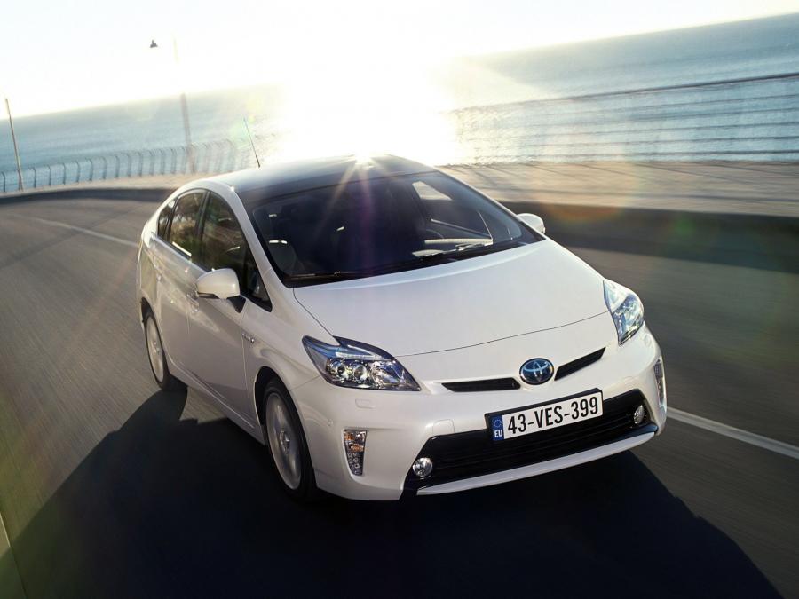  Toyota Prius 2011 года  (фото 15 из 36)